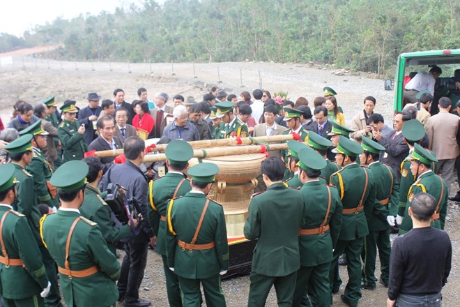 Xã hội - Ảnh: Lễ dâng linh khí lên mộ Đại tướng Võ Nguyên Giáp (Hình 5).