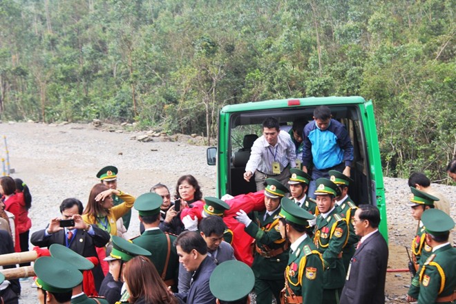 Xã hội - Ảnh: Lễ dâng linh khí lên mộ Đại tướng Võ Nguyên Giáp (Hình 6).