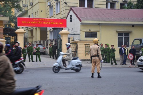 Pháp luật - Trực tiếp: Dương Chí Dũng khai danh sách người nhận tiền của mình (Hình 9).