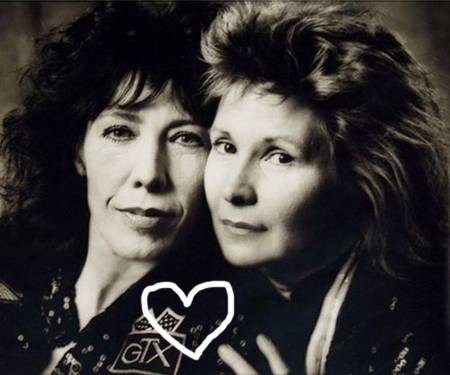 Nh&acirc;n vật - Hai nữ nghệ sĩ Hollywood kết h&ocirc;n sau 42 năm gắn b&oacute; (H&igrave;nh 7).