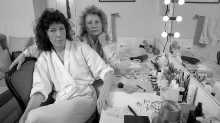 Nh&acirc;n vật - Hai nữ nghệ sĩ Hollywood kết h&ocirc;n sau 42 năm gắn b&oacute; (H&igrave;nh 5).