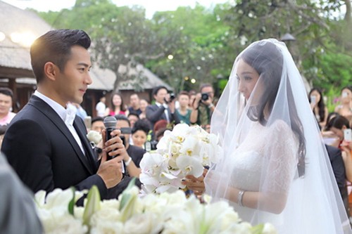 Sự kiện - Những hình ảnh lãng mạn ngọt ngào trong đám cưới Dương Mịch (Hình 5).