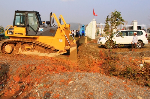 Miền trung - Gấp rút hoàn thành đường vào nơi an táng Đại tướng (Hình 6).