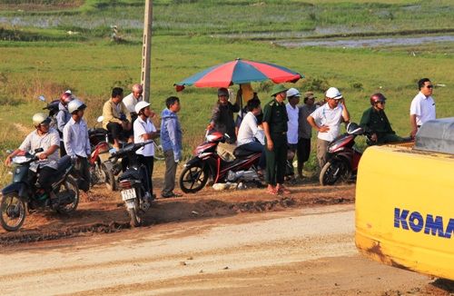 Miền trung - Gấp rút hoàn thành đường vào nơi an táng Đại tướng (Hình 12).