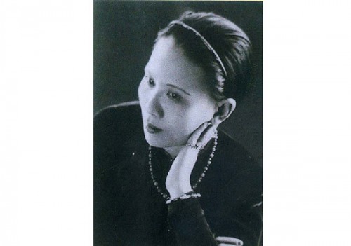 Tin cũ - Hai người phụ nữ sương kh&oacute;i của văn học Việt Nam - P1 (H&igrave;nh 2).