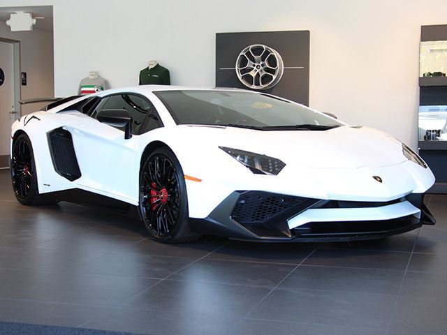 Thị trường - Lamborghini Aventador SV – xứng danh ‘chú bò tót’ huỷ diệt (Hình 2).