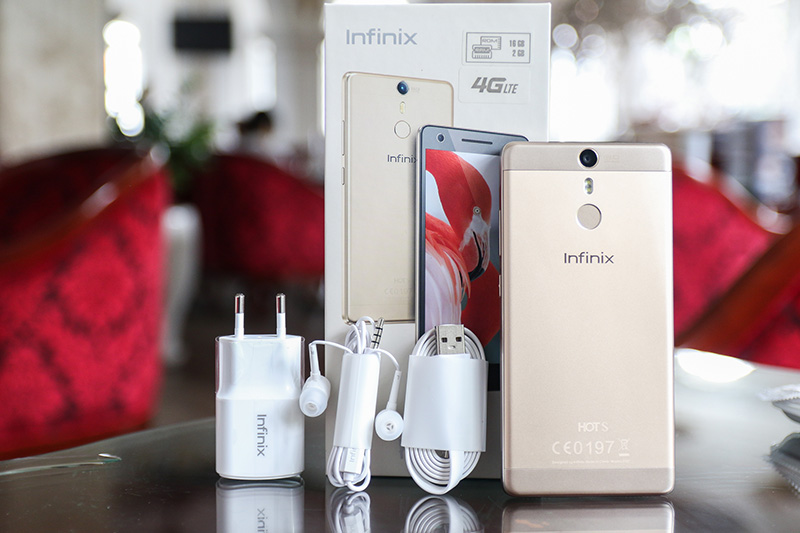 Đánh giá - Khui hộp Infinix Hot S: Chip 8 nhân tốc độ 1,3GHz, cảm biến vân tay (Hình 4).