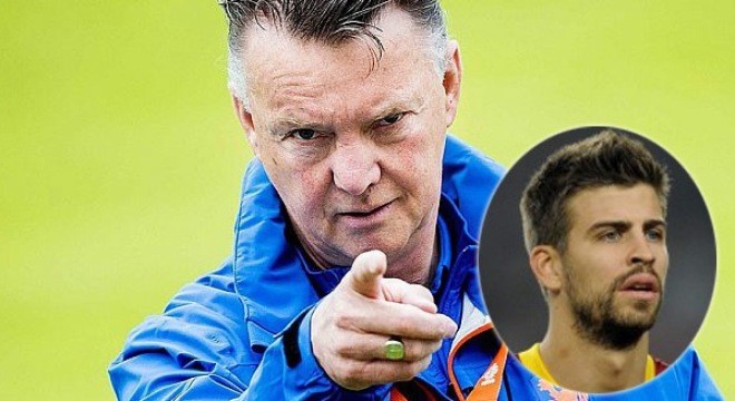 Hậu trường - Van Gaal hùng hổ xô ngã, chê Pique không đủ ‘trình’ chơi cho Barca