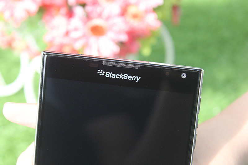 Đánh giá - Cận cảnh Blackberry Passport bàn phím Full QWERTY giá 5,7 triệu (Hình 6).