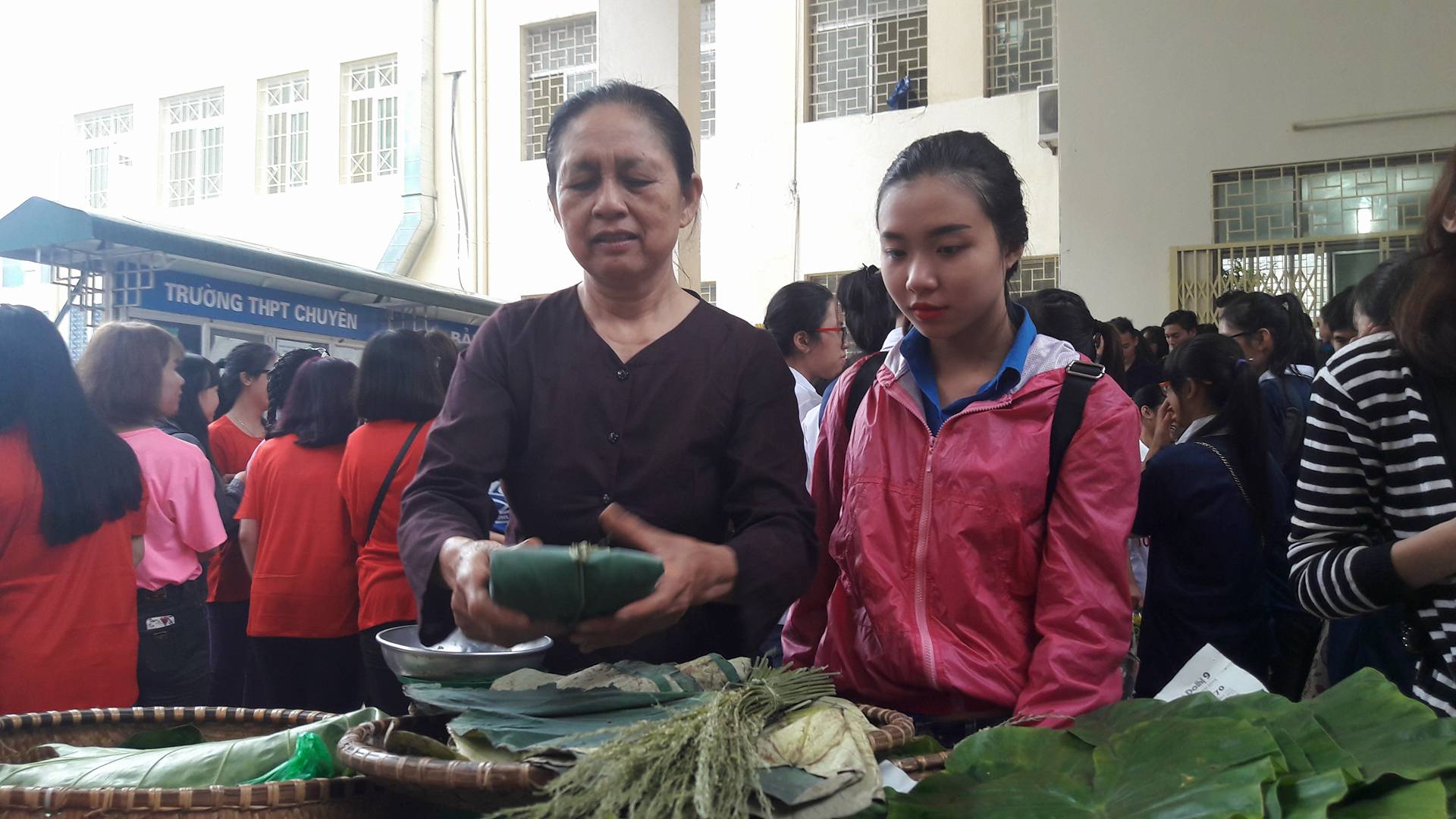 Giáo dục - Hàng ngàn sinh viên tham gia hiến máu tại Hà Nội (Hình 4).