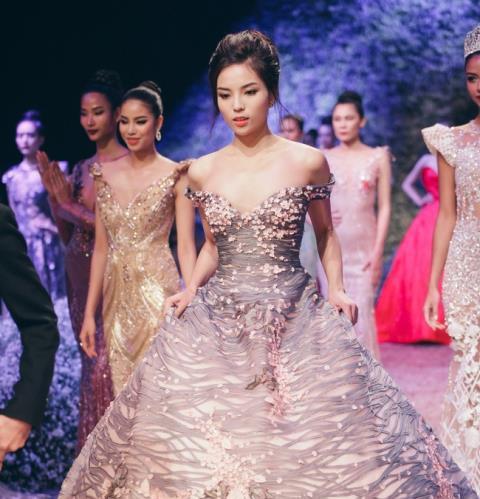 Ngôi sao - ‘Lấn sân’ catwalk, liệu Hoa hậu Kỳ Duyên có ‘làm nên chuyện’? (Hình 2).