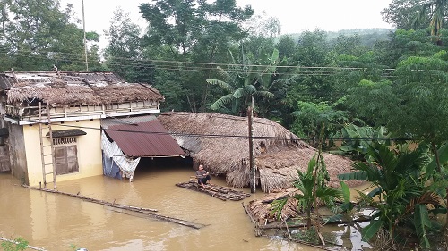 Xã hội - Báo NĐT và ĐSPL đồng hành hướng về vùng mưa lũ miền Trung (Hình 4).