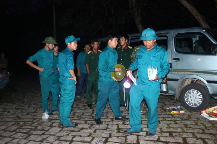 Tin nhanh - Tạm dừng tìm kiếm máy bay và phi hành đoàn, sáng 19 sẽ tiếp tục (Hình 4).