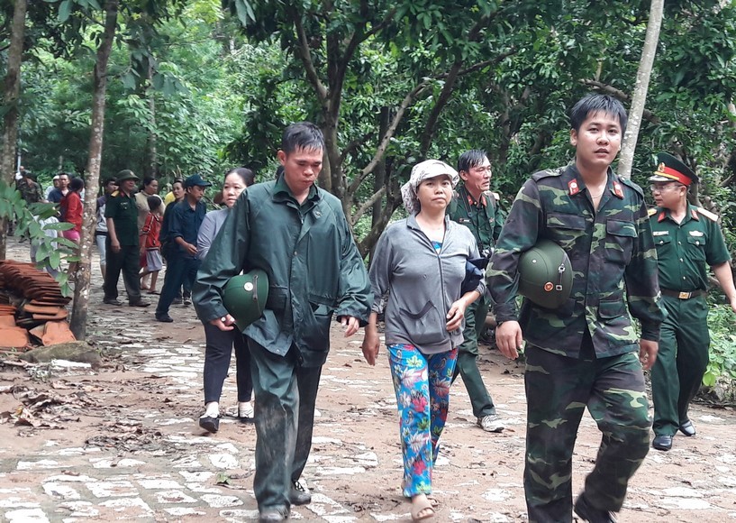 Xã hội - Đã tìm thấy hộp đen máy bay  (Hình 2).