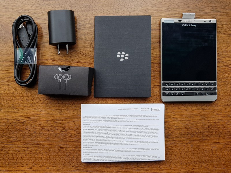 Cuộc sống số - Blackberry Passport Silver giá rẻ tiếp tục tấn công thị trường Việt (Hình 3).