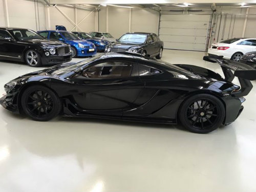 Thú chơi - Ngắm siêu xe đua McLaren P1 GTR đen bóng 'cực ngầu' (Hình 7).