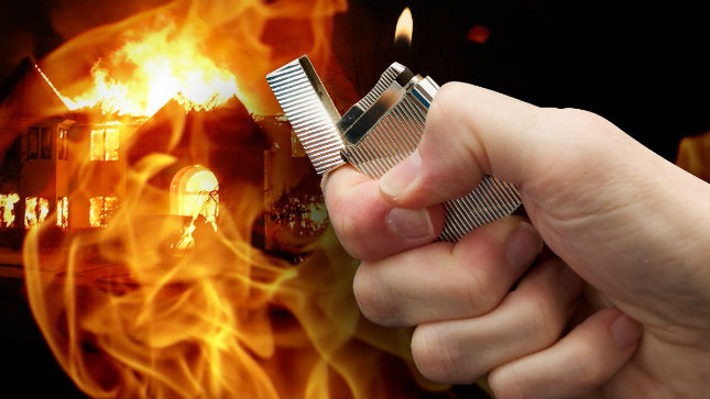 Tư vấn - Đập ph&aacute; đồ đạc của gia đ&igrave;nh, c&oacute; bị xử l&yacute; kh&ocirc;ng? (H&igrave;nh 2).