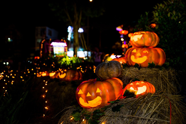 Dậy sóng mạng - Những địa điểm vui chơi Halloween 2016 hấp dẫn nhất tại Hà Nội (Hình 2).