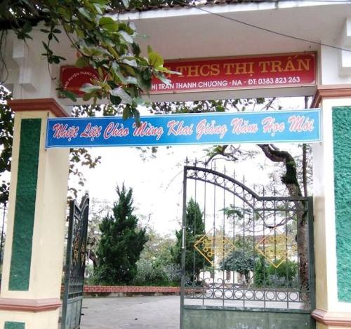 Giáo dục - Đang làm việc với phụ huynh, thầy giáo bị học sinh chém trọng thương