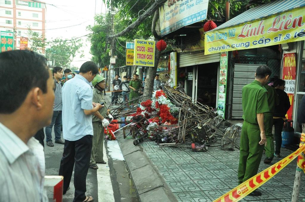 Tin nhanh - Cháy tiệm kinh doanh đồ cưới, cả gia đình tử vong (Hình 2).