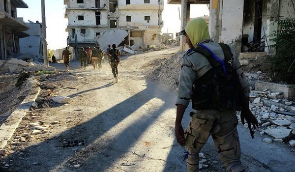 Quân sự - Syria: T-90 Nga đến Aleppo đối chọi chiến dịch của 16.000 phiến quân (Hình 2).