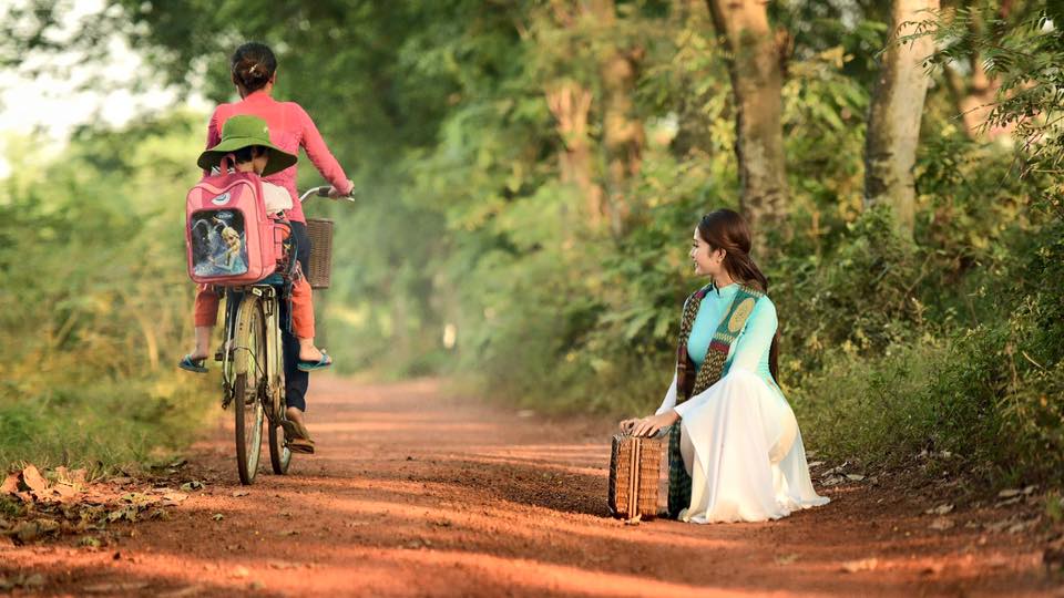 Dậy s&oacute;ng mạng - Nữ sinh 9X cuốn h&uacute;t với bộ ảnh thiếu nữ H&agrave; th&agrave;nh xưa (H&igrave;nh 2).