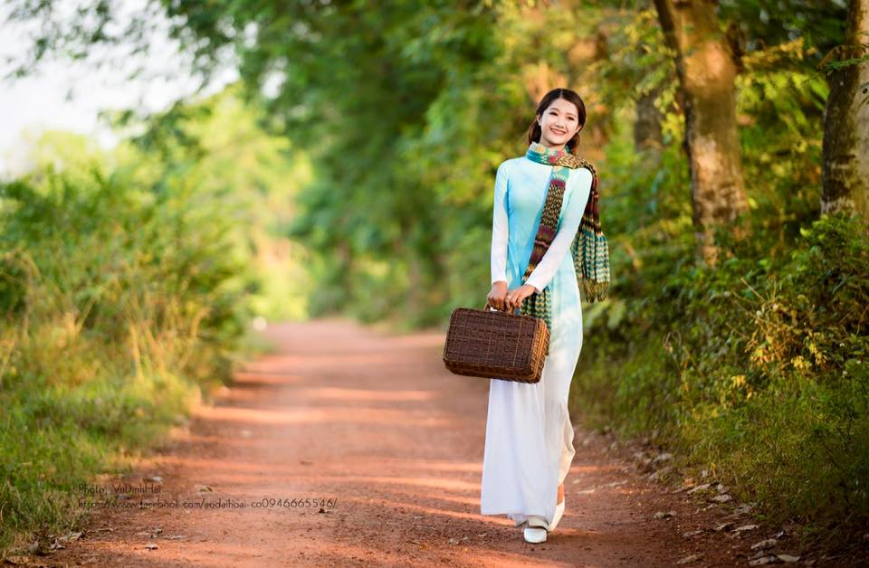 Dậy s&oacute;ng mạng - Nữ sinh 9X cuốn h&uacute;t với bộ ảnh thiếu nữ H&agrave; th&agrave;nh xưa (H&igrave;nh 3).