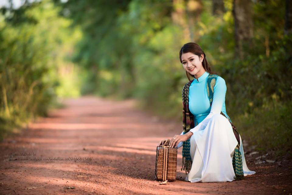 Dậy s&oacute;ng mạng - Nữ sinh 9X cuốn h&uacute;t với bộ ảnh thiếu nữ H&agrave; th&agrave;nh xưa (H&igrave;nh 4).