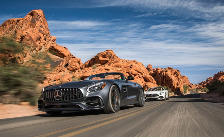 Tin tức xe - Cận cảnh phiên bản 2018 của Mercedes-AMG GT/GT C (Hình 6).