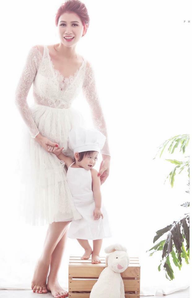 Ngôi sao - Hình ảnh hiền dịu của Trang Trần bên con gái 1 tuổi (Hình 5).