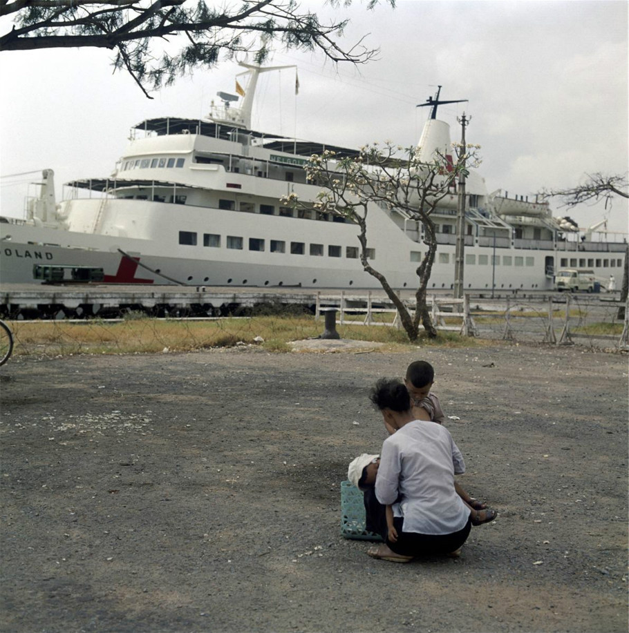 Tin cũ - Ảnh độc về trẻ em miền Nam 1967 qua ống k&iacute;nh người Mỹ (H&igrave;nh 10).