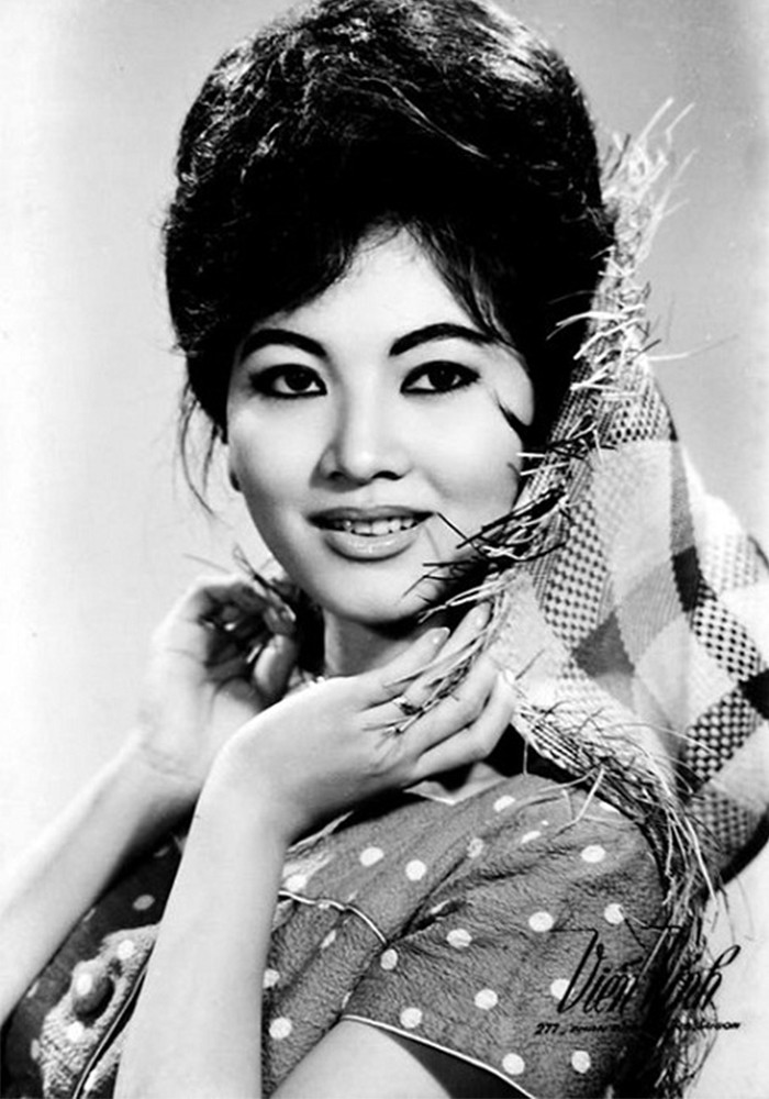 Tin cũ - Vẻ đẹp của mỹ nhân Việt Nam thế kỷ trước (Hình 8).