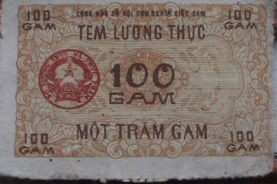 Tin cũ - Chùm ảnh: tem phiếu, xếp hàng thời bao cấp (Hình 2).