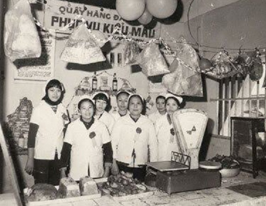 Tin cũ - Chùm ảnh: tem phiếu, xếp hàng thời bao cấp (Hình 14).