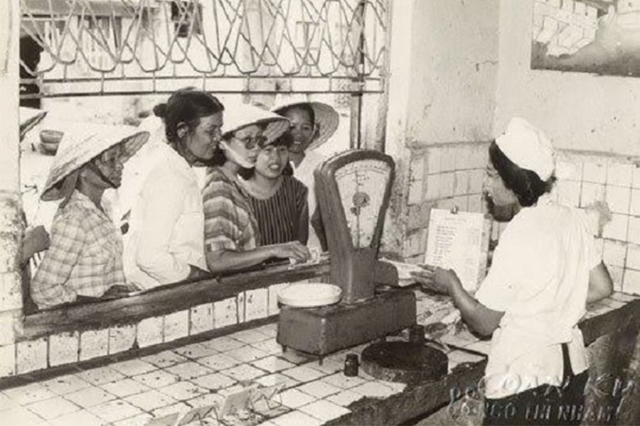 Tin cũ - Chùm ảnh: tem phiếu, xếp hàng thời bao cấp (Hình 16).