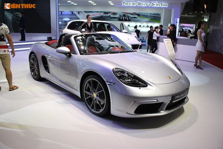 Thị trường - Siêu xe mui trần Porsche 718 Boxster giá 3,5 tỷ tại Việt Nam