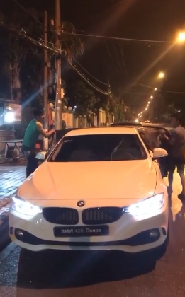 Mạng ảo - Đời thực - Danh t&iacute;nh 'so&aacute;i ca' tặng si&ecirc;u xe cho vợ nh&acirc;n 10 năm ng&agrave;y cưới (H&igrave;nh 3).