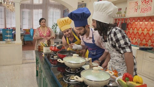 Phim ảnh - ‘Cuộc chiến gia tộc’: Bom tấn Bollywood tới Việt Nam