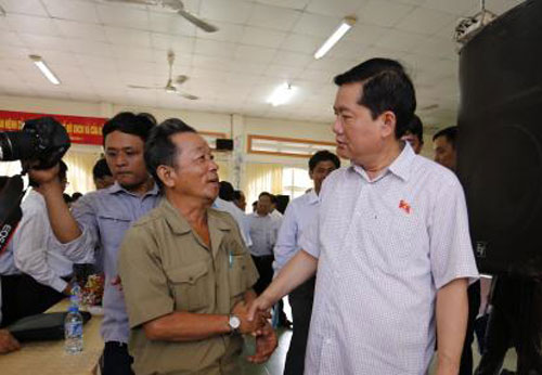 Xã hội - Ông Đinh La Thăng: 'Giảm 5% ngân sách ảnh hưởng lớn tới TPHCM' (Hình 2).
