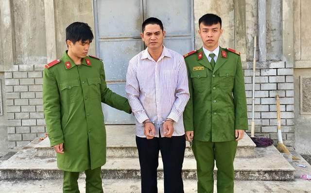 An ninh - Hình sự - Bắt gã 'đồ tể' mạo danh luật sư lừa đảo 700 hộ dân ở Lai Châu (Hình 2).
