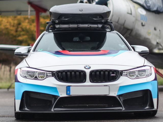 Thú chơi - Chiêm ngưỡng bản độ ấn tượng BMW M4R của Carbonfiber Dynamics (Hình 2).