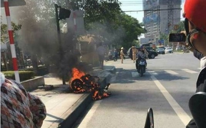 Góc nhìn luật gia - Vi phạm giao thông, nam thanh niên đốt xe có phạm luật? (Hình 2).