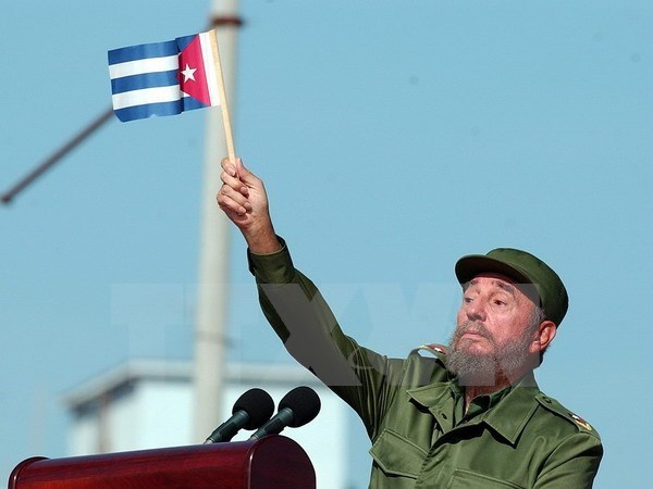 Chính trị - Chủ tịch Quốc hội lên đường dự lễ tang lãnh tụ Cuba Fidel Castro