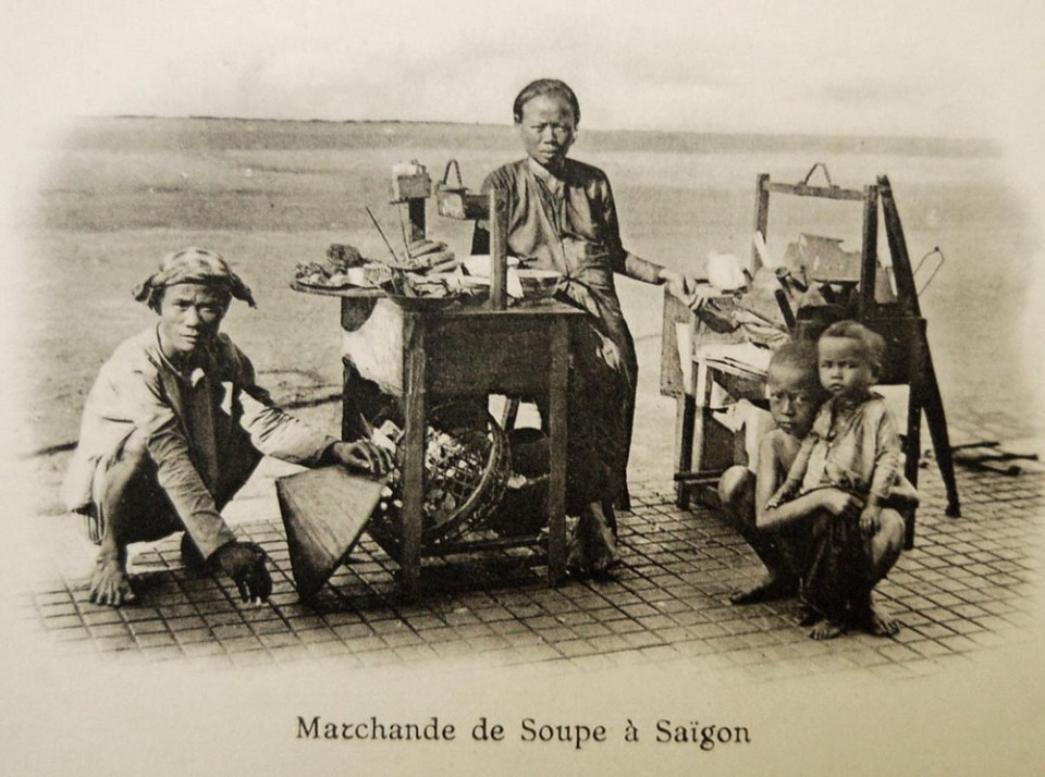 Tin cũ - Chân dung người Việt trên những tấm bưu thiếp trăm tuổi (Hình 11).
