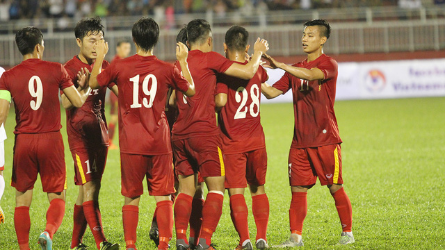 Bình luận - AFF Cup 2016: Việt Nam chỉ là 1 trong 6 đội có khả năng vô địch (Hình 2).