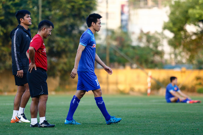 Bóng đá Việt Nam - AFF Cup 2016: Còn đó những điểm yếu của đội tuyển Việt Nam (Hình 2).