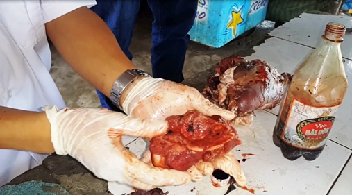 Tiêu dùng & Dư luận - Bình Dương: Cảnh giác khi mua thực phẩm đông lạnh ở chợ (Hình 2).