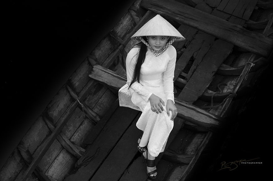 Tin cũ - Việt Nam đẹp mê hoặc trong bộ ảnh của Nguyễn Vũ Phước (Hình 11).