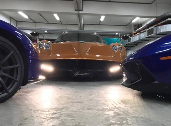 Thị trường - Vẻ đẹp của 'siêu phẩm' Pagani Huayra qua góc máy của Minh 'Nhựa'