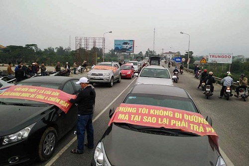 Xã hội - Bí thư Hà Tĩnh: Chặn xe ở cầu Bến Thủy là vi phạm pháp luật (Hình 2).